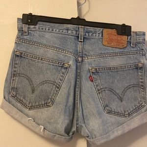 Vintage Levi’s jean shorts